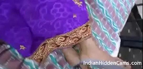  Married Indian Couple Real Life Sex Video - XVIDEOS.COM